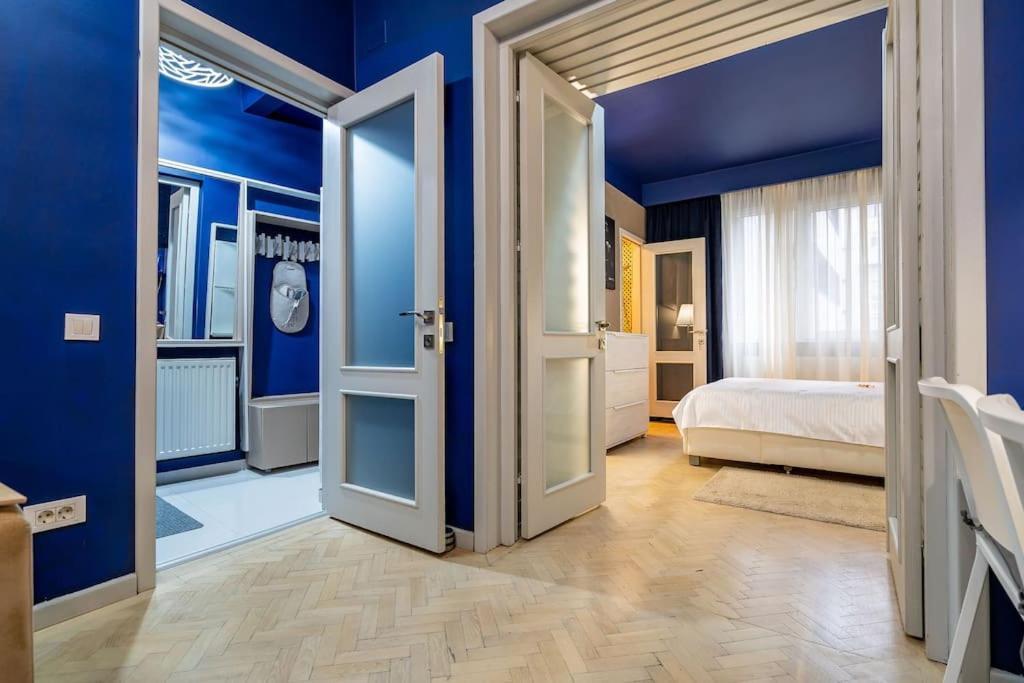 Modern - Central Apartment Bucharest Exterior photo